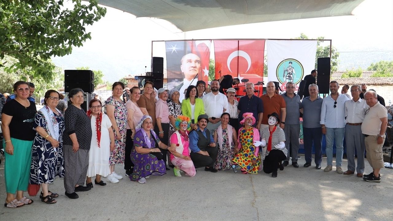 Ödemiş'te Geleneksel Davut Dede Şenliği Düzenlendi