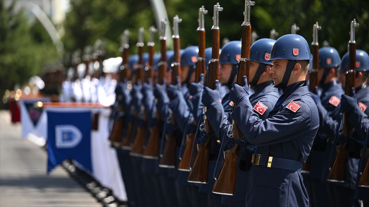 Orgeneral Metin Gürak, NATO Askeri Komite Başkanı Oramiral Dragone ile Görüştü