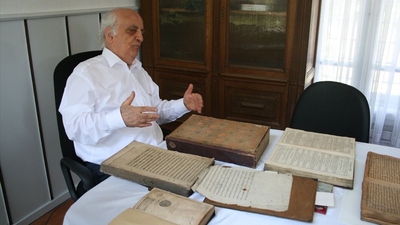 Prof. Dr. Fuat Sezgin ve Dr. Ursula Sezgin Kütüphanesi'ndeki Nadire Eserler Dijital Ortamda Erişime Açıldı