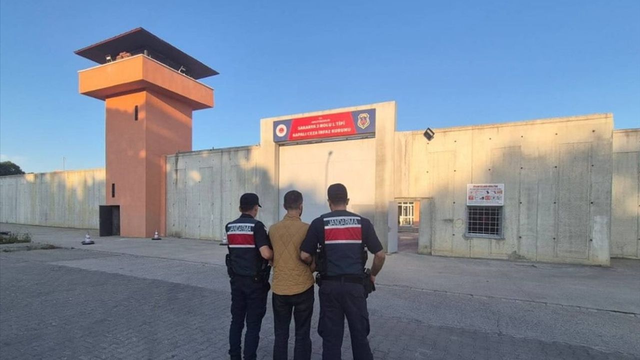 Sakarya'da Uyuşturucu Operasyonunda 3 Şüpheli Tutuklandı