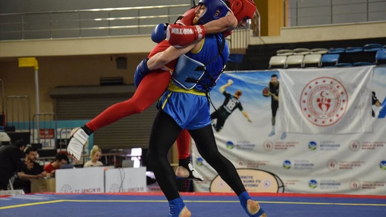 Sakarya'da Wing Chun Branşında Türkiye'nin İlk Resmi Şampiyonası Gerçekleştirildi