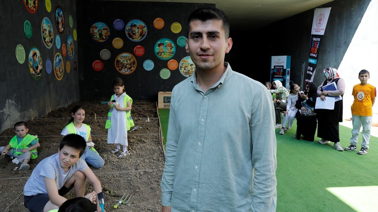Samsun Kültür Yolu Festivali'nde Miniklere Temsili Arkeolojik Kazı Deneyimi