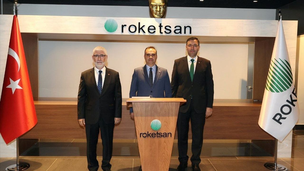 Sanayi ve Teknoloji Bakanı Kacır, ROKETSAN'ı Ziyaret Etti