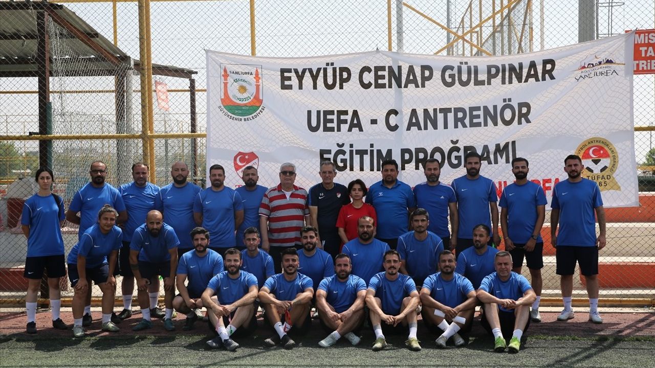 Şanlıurfa'da Eyyüp Cenap Gülpınar UEFA C Antrenör Eğitim Programı Düzenlendi