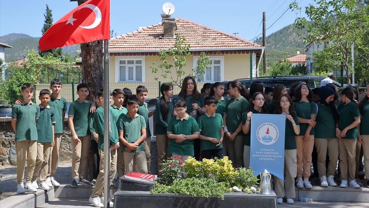 Şehit Öğretmen Şenay Aybüke Yalçın, Vefatının 8. Yılında Anıldı
