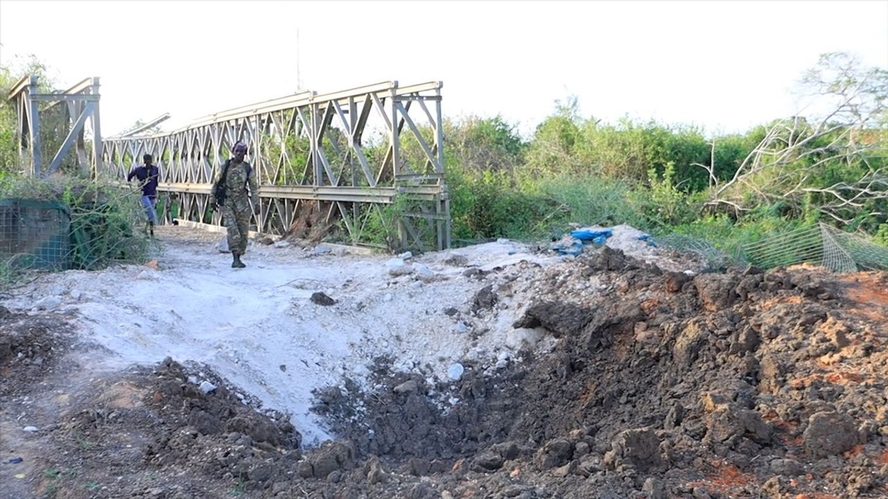 Somali'de Eş-Şebab Operasyonunda 20'den Fazla Militan Etkisiz Hale Getirildi