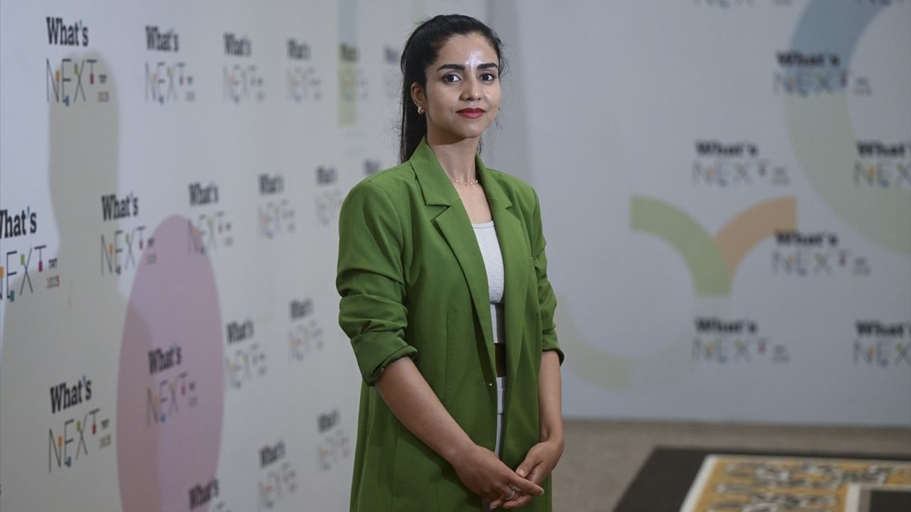 Sonita Alizadeh: Afgan Kızlarının Sesini Müzikle Yükseltiyor