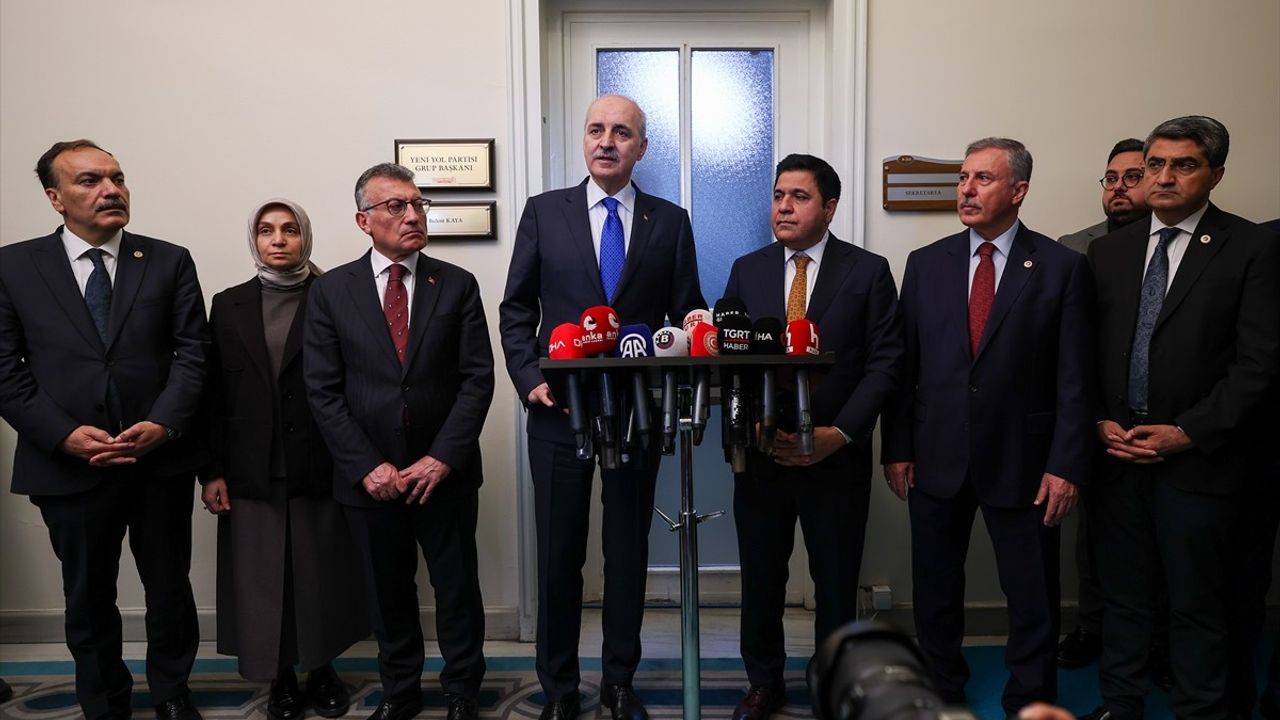 TBMM Başkanı Numan Kurtulmuş, Yeni Yol Partisi'ni Ziyaret Etti