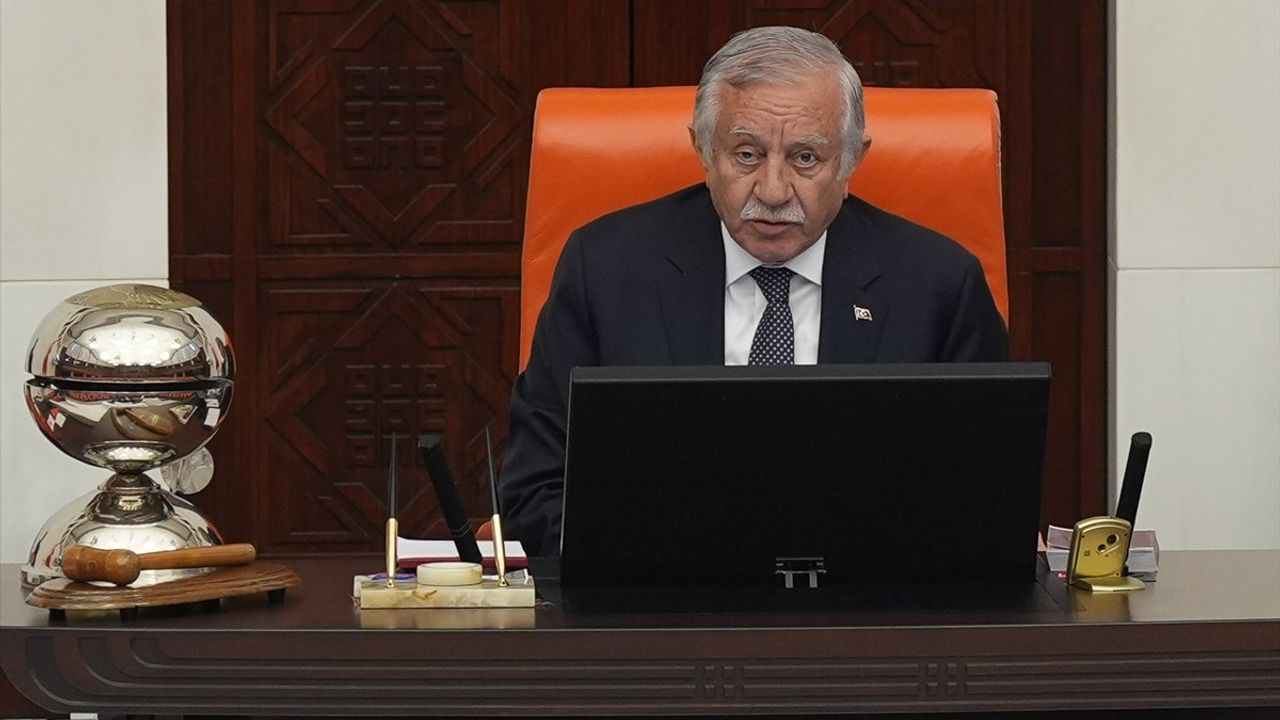 TBMM Genel Kurulu, Başkanlık Divanı Eksikliği Nedeniyle Toplanamadı