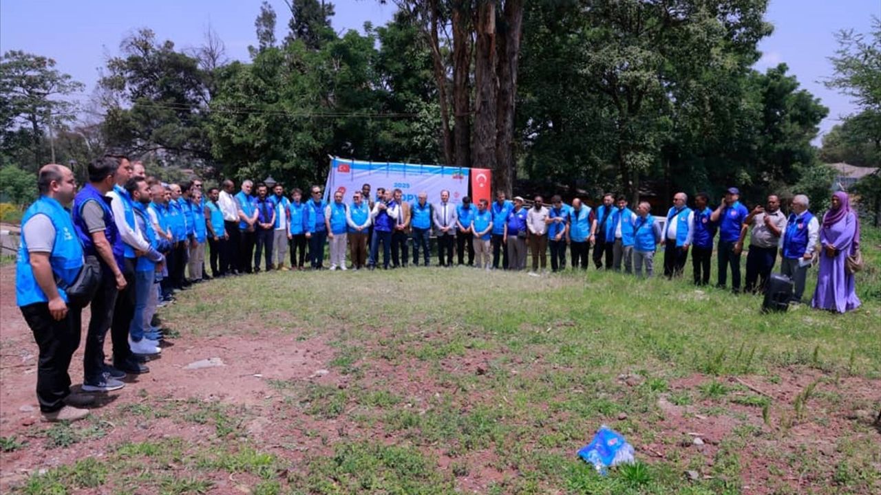 TDV, Etiyopya'da Vekaletle Kurban Kesimi Bilgilendirme Toplantısı Düzenledi