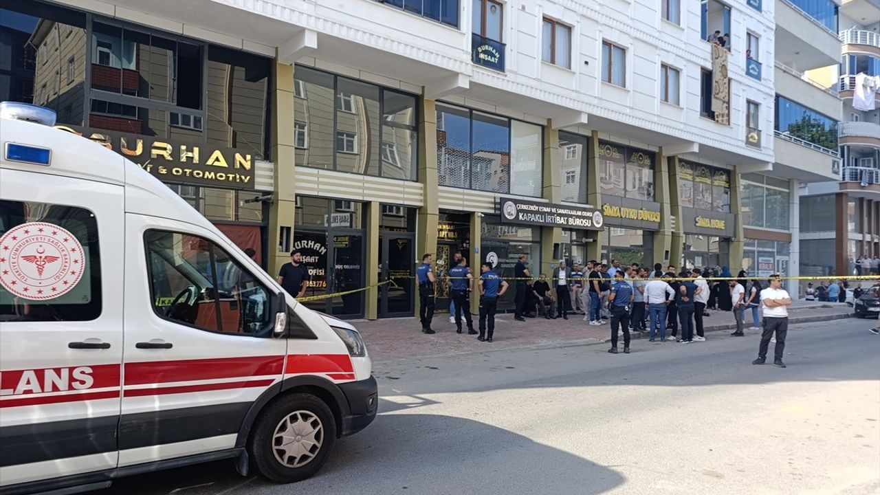 Tekirdağ'da Silahlı Saldırı: Müteahhit Hayatını Kaybetti, Şüpheli Yakalandı