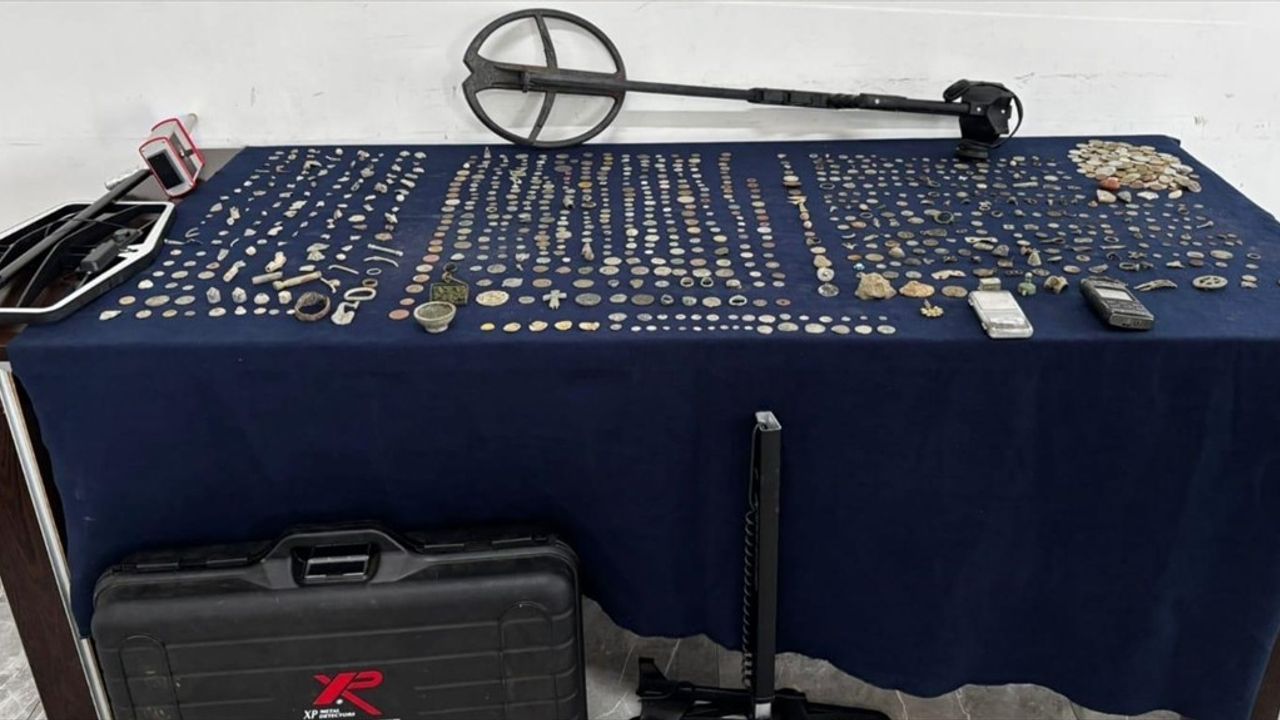 Tekirdağ'da Tarihi Eser Niteliğinde 1014 Sikke Ele Geçirildi