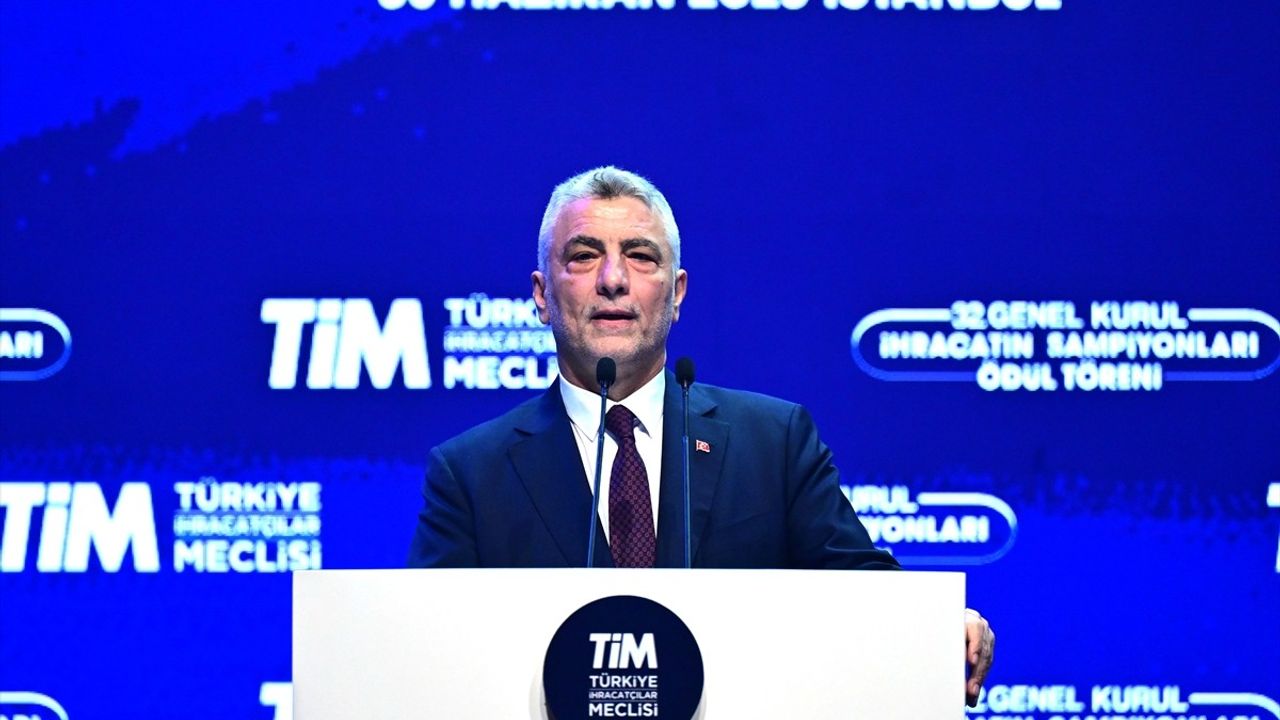 Ticaret Bakanı Bolat, TİM Ödül Töreni'nde İhracat Başarılarını Vurguladı