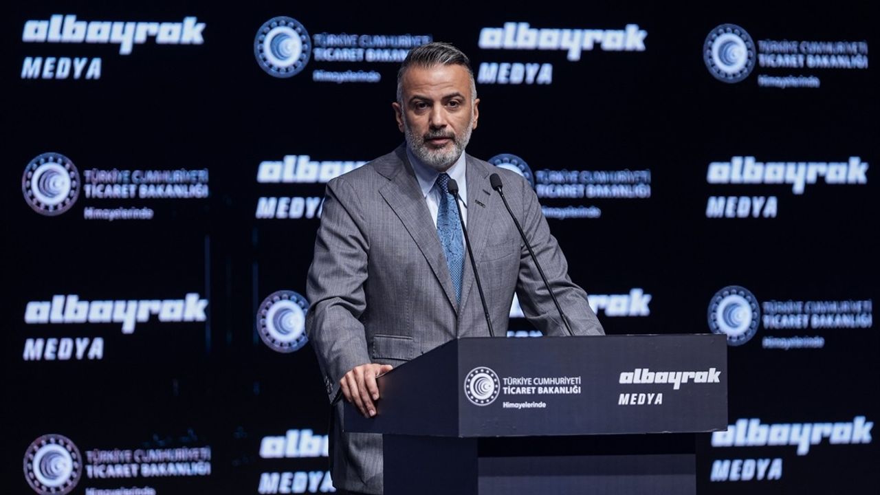 Ticarette Türkiye Yüzyılı Zirvesi: İhracat Stratejileri Konuşuldu