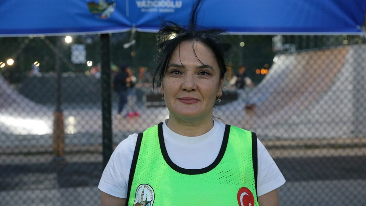 Tokat’ta Özel Gereksinimli Çocuklar Babalarıyla Futbol Maçı Yaptı