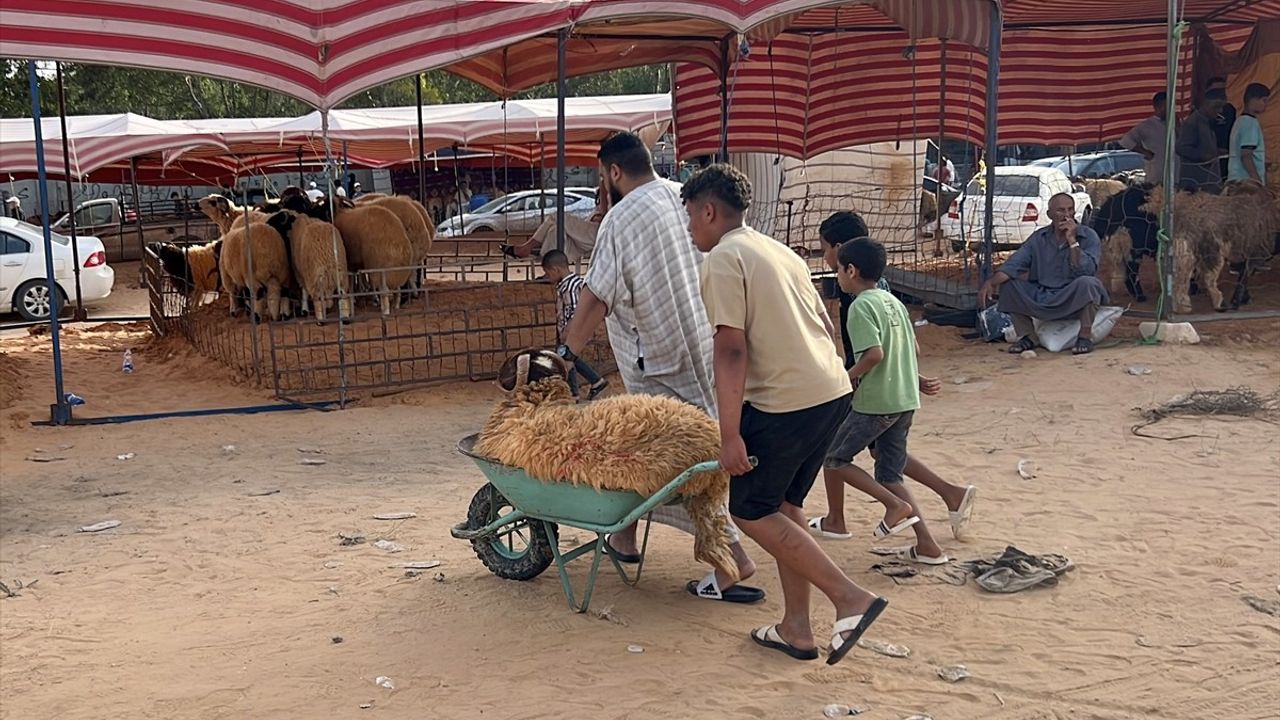 Trablus'taki Son Çatışmalar Kurban Pazarlarını Olumsuz Etkiledi