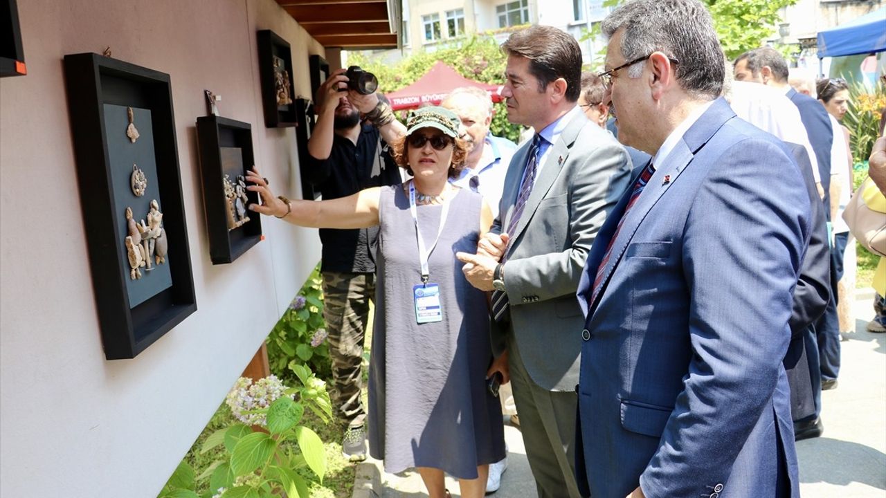 Trabzon'da 15. Uluslararası Sanat Günleri Açıldı