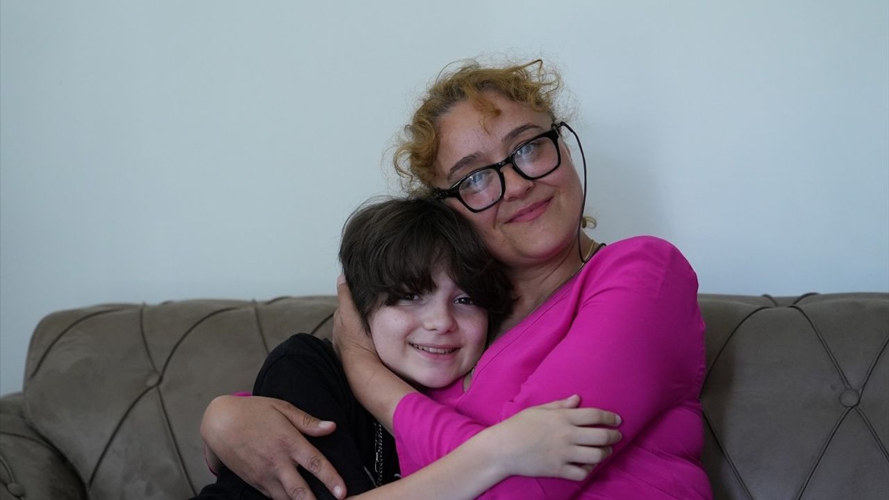 Trabzonspor Kulübü, Mattia Ahmet Minguzzi'nin Annesini Ziyaret Etti