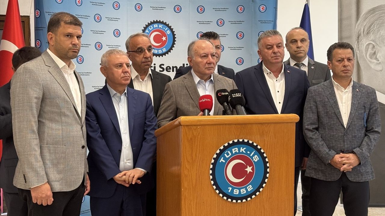 TÜHİS, Kamu İşçileri İçin İlk Zam Teklifini Sunmaya Hazırlanıyor