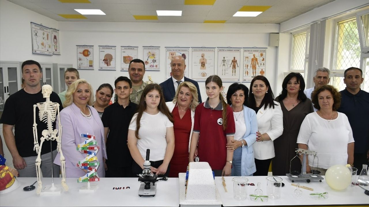 Türk Askeri Kosova'daki Eğitim Desteğini Sürdürüyor