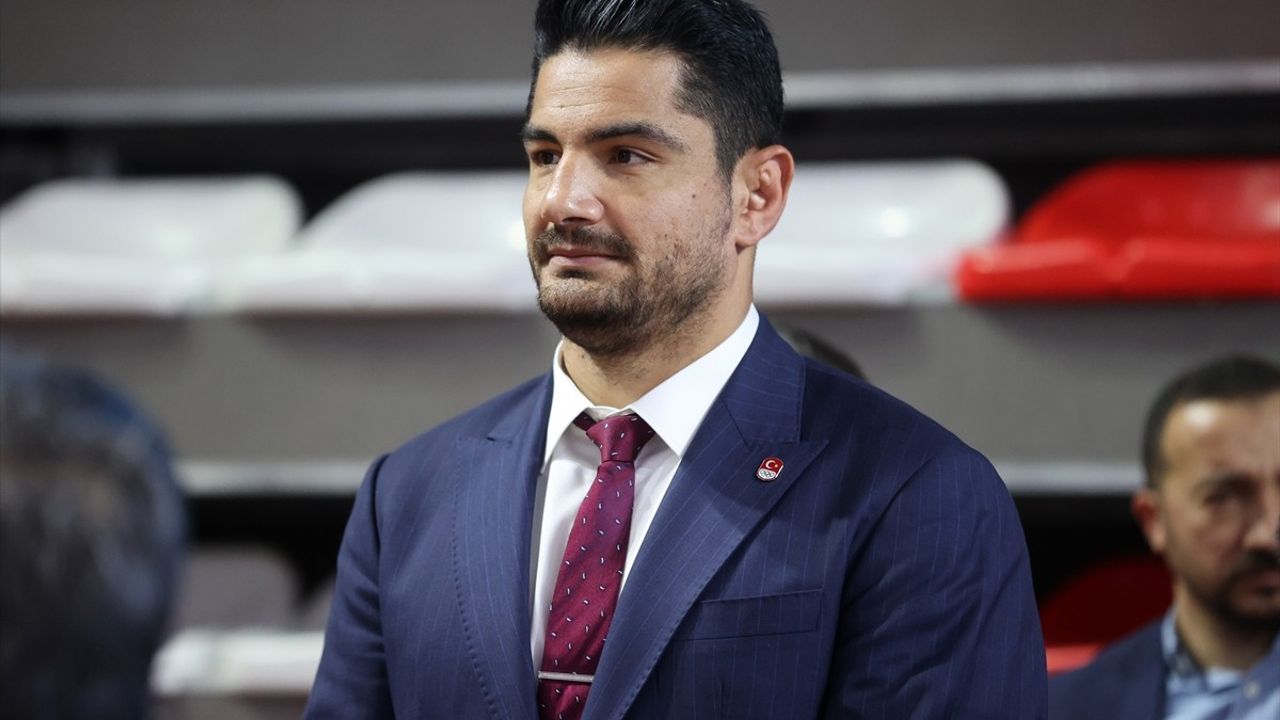 Türk Güreşi Tarihinde Önemli Gelişmeler: Lisans Yaşı 8'e İndirildi