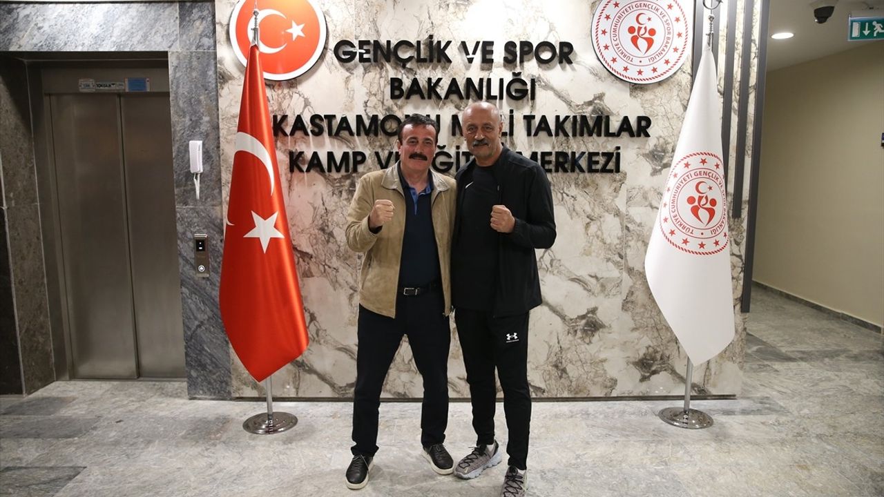 Türkiye Boks Federasyonu Kalabalık Kamplarla En İyi Kadroyu Oluşturuyor