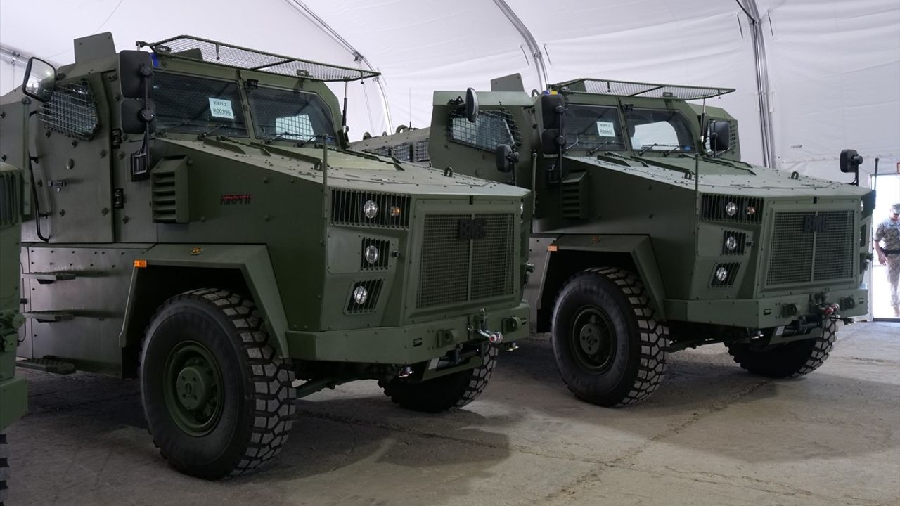 Türkiye, Bosna Hersek Savunmasına 4 Kirpi II Zırhlı Araçla Destek Verdi