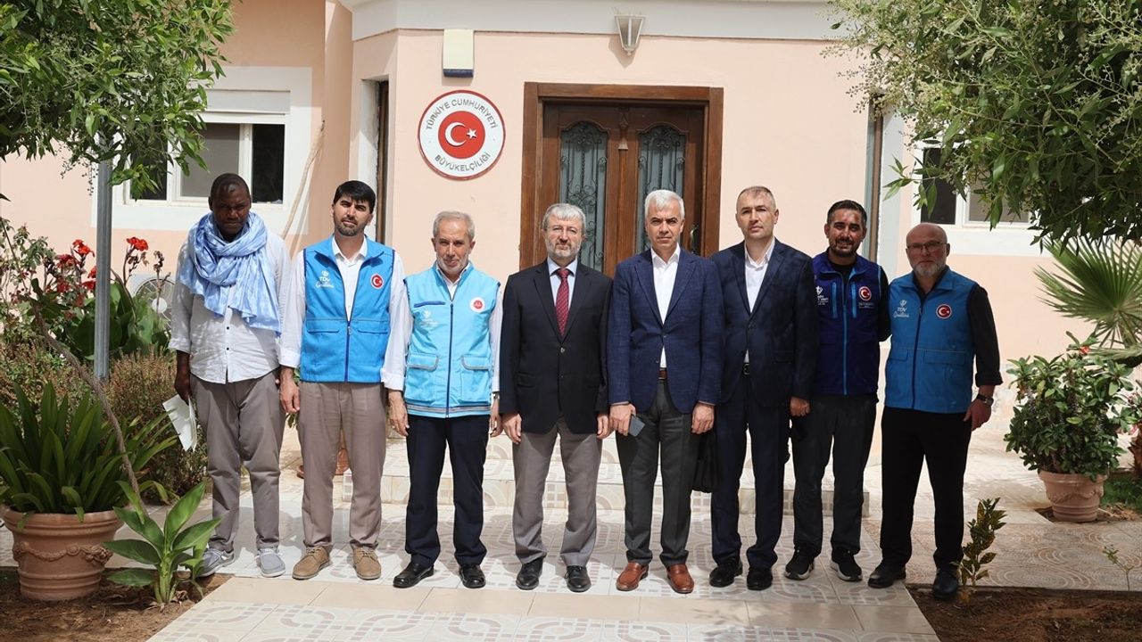 Türkiye Diyanet Vakfı Heyetinden Nuakşot Büyükelçiliği'ne Ziyaret