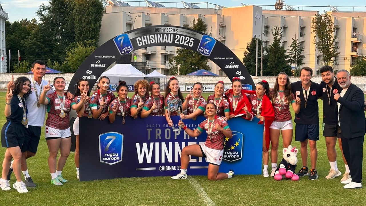 Türkiye Kadın 7'li Ragbi Milli Takımı, Avrupa Trophy Serisi'nde Şampiyon Oldu ve Championship'e Yükseldi