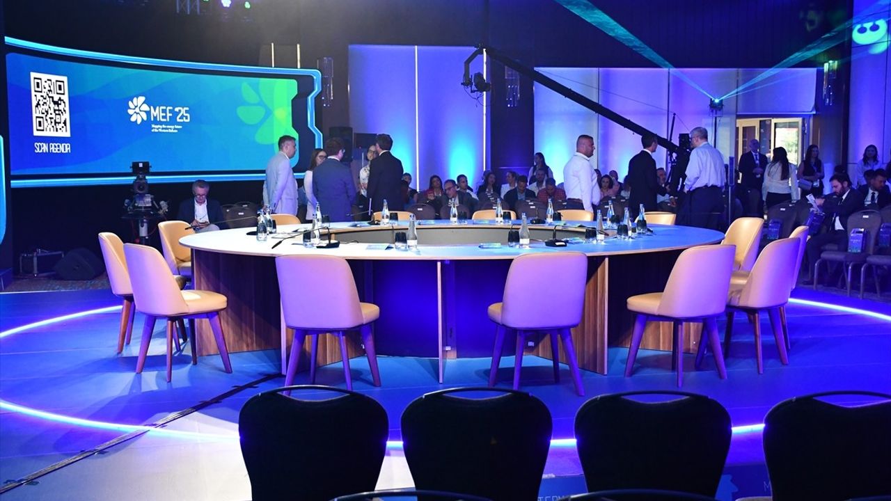 Üsküp'te Makedon Enerji Forumu Düzenleniyor