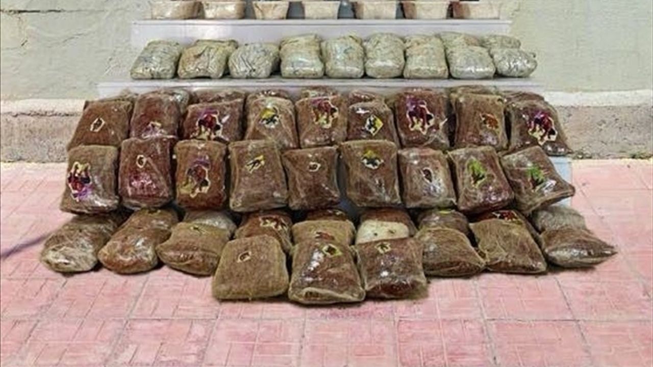 Van Hudut Hattında 87 Kilogram Uyuşturucu Ele Ge geçirildi