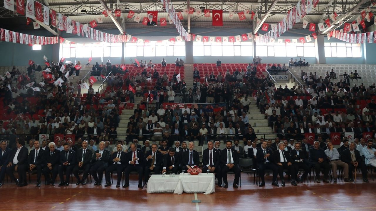 Yeniden Refah Partisi Genel Başkanı Fatih Erbakan, Ağrı'da Kongreye Katıldı