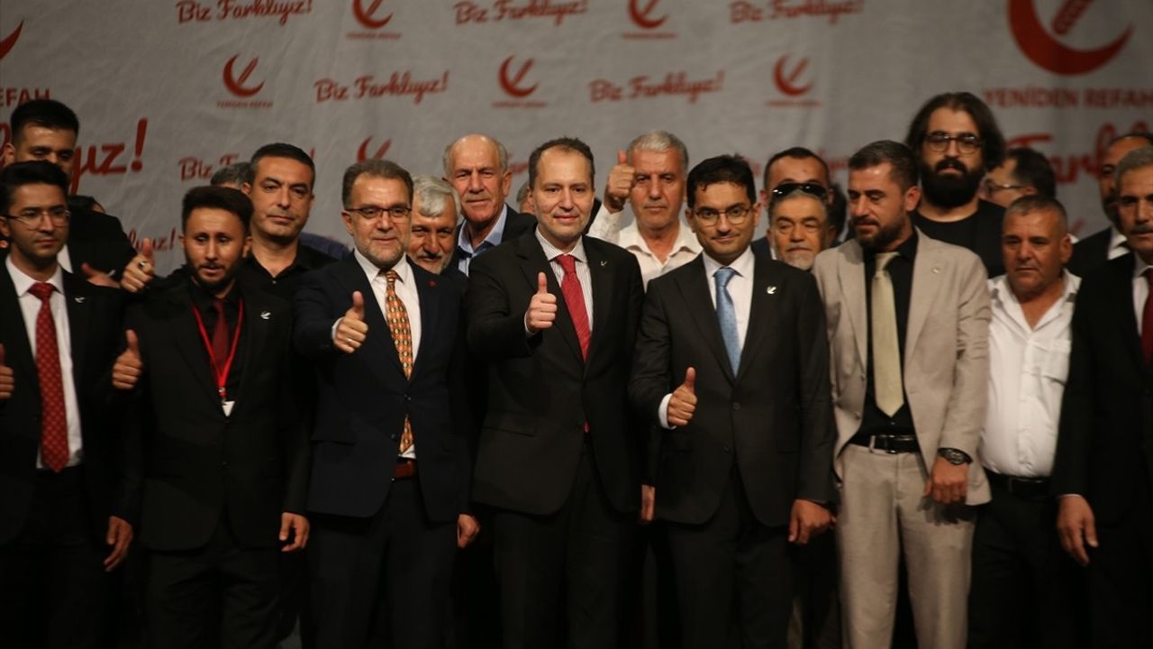 Yeniden Refah Partisi'nin Denizli Kongresi: Erbakan'dan İsrail ve Amerika'ya Sert Eleştiriler