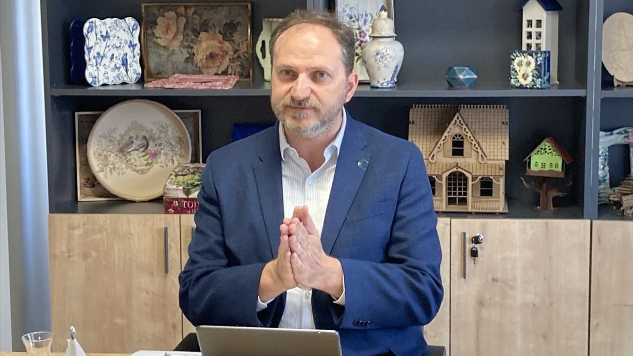 Yeşilay Genel Başkanı Mehmet Dinç, Bartın'da Gençlik Bağımlılığına Dikkat Çekti