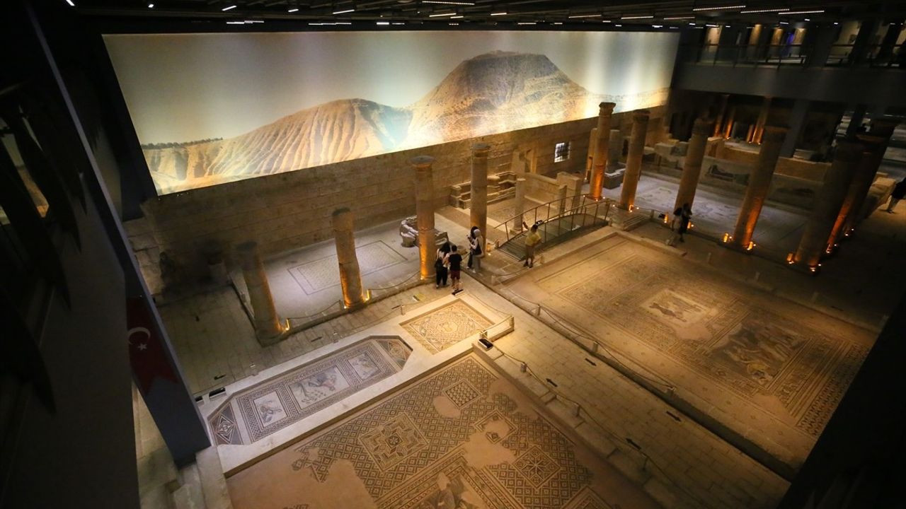 Zeugma Mozaik Müzesi'nde Kurban Bayramı Yoğunluğu Artıyor