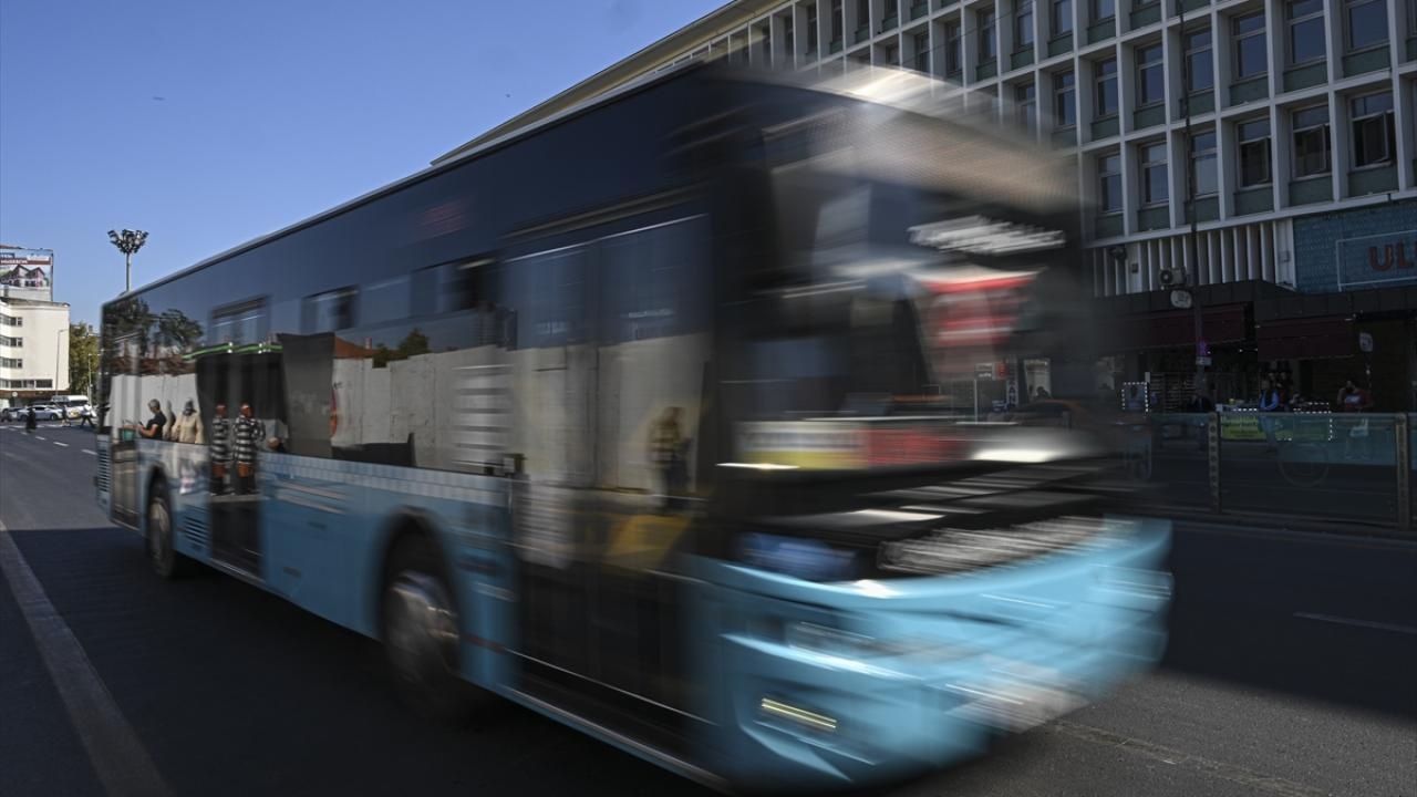 00.00'dan 23.59'a kadar toplu taşımada bedava kararı! Resmi Gazete'de yayınlandı