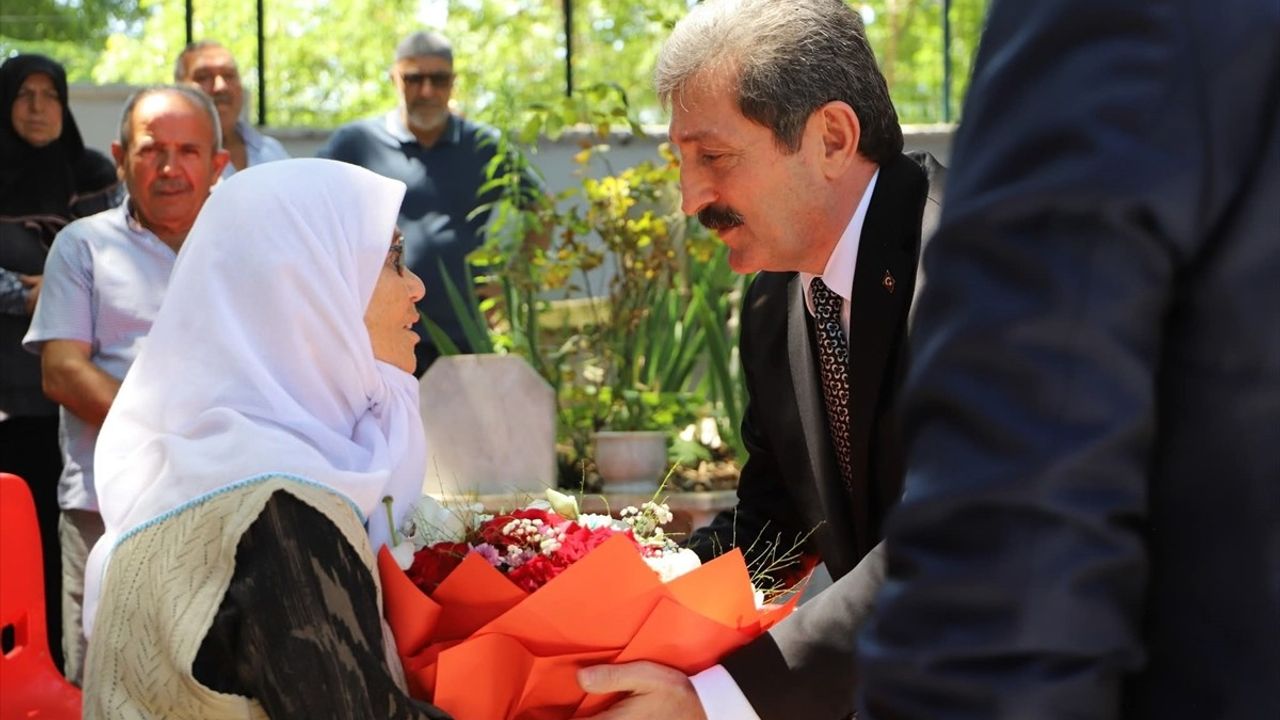 15 Temmuz Şehidi Ferdi Yurduseven Samsun'daki Kabri Başında Anıldı