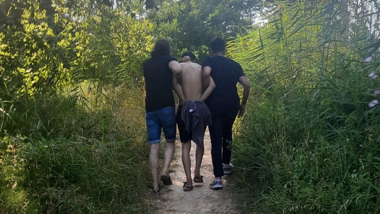 18 Yıl Hapis Cezası Bulunan Firari, Sinop'ta Denizde Yakalandı