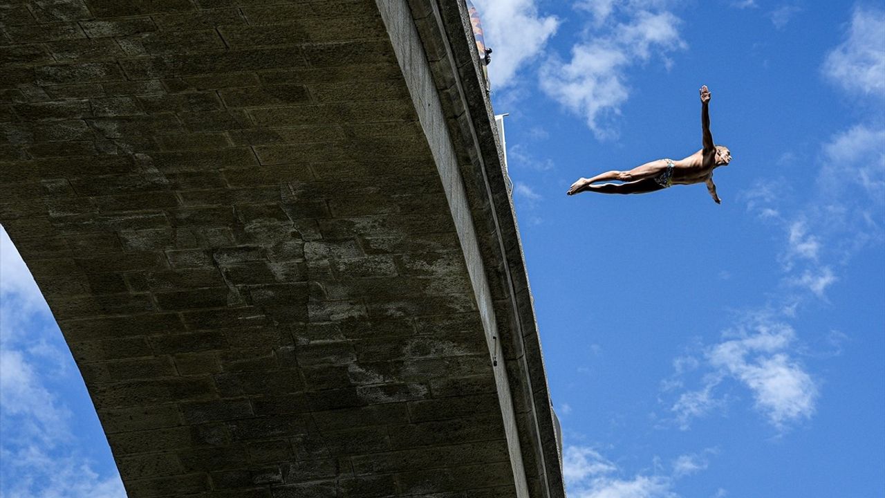 459. Geleneksel Mostar Köprüsü Atlayışları Gerçekleşti