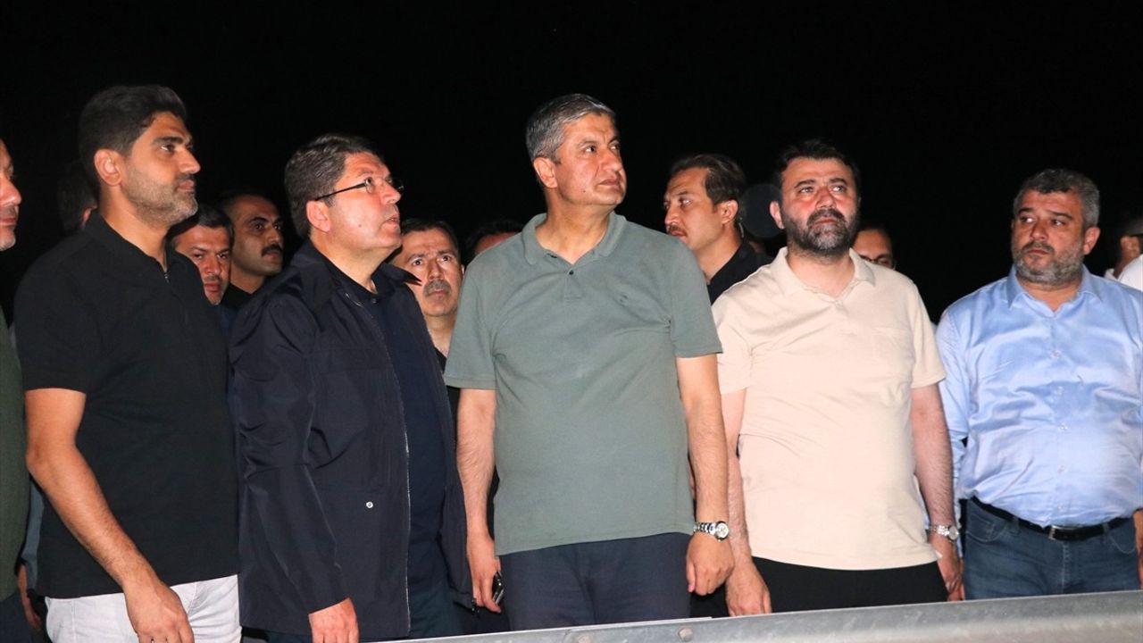 Adalet Bakanı Tunç, Orman Yangınları Hakkında Bilgilendirme Yaptı