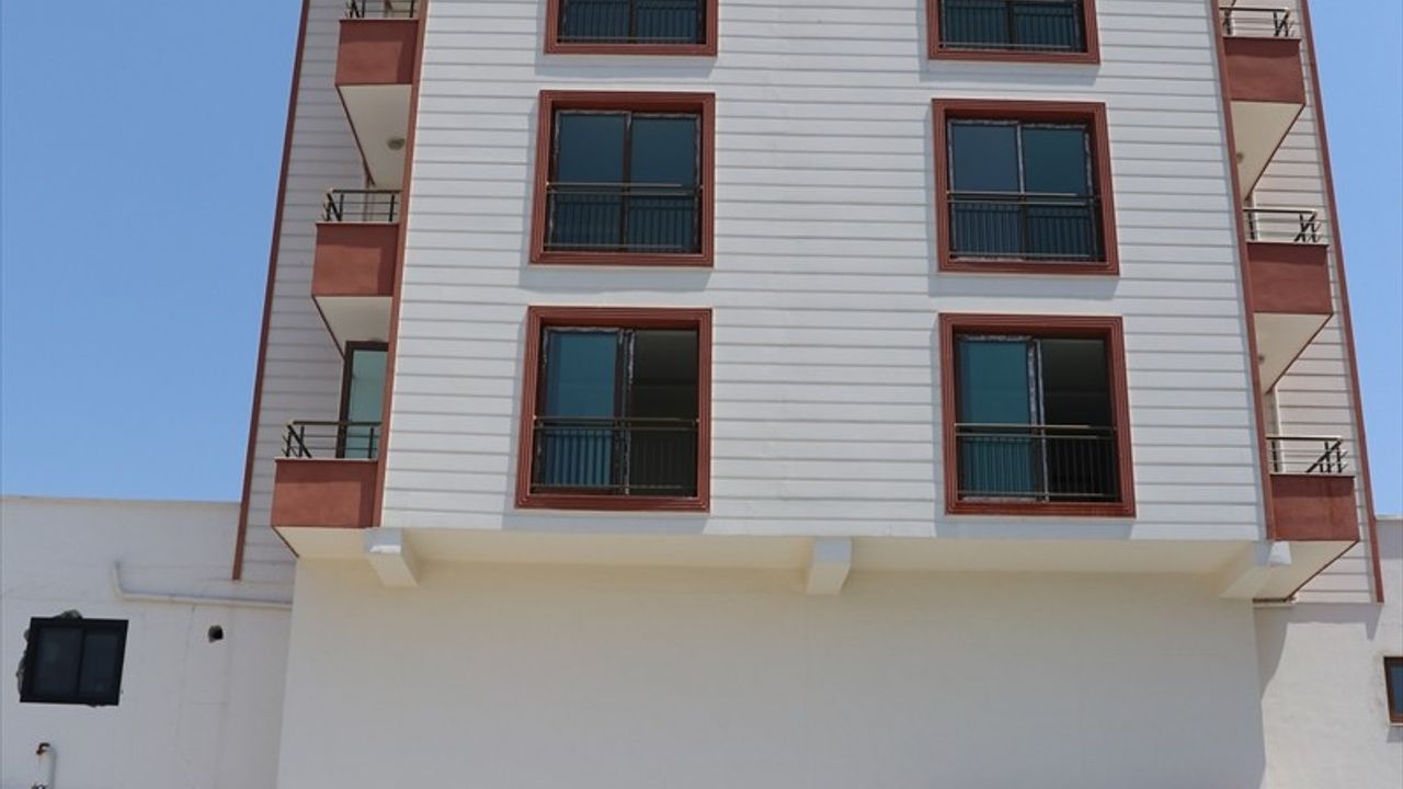 Adalet Bakanı Yılmaz Tunç, Adana'da Ziyaretlerde Bulundu