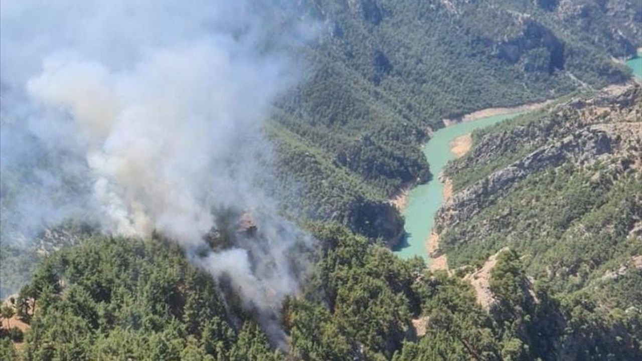 Adana Kozan'da Orman Yangınına Hızla Müdahale Ediliyor