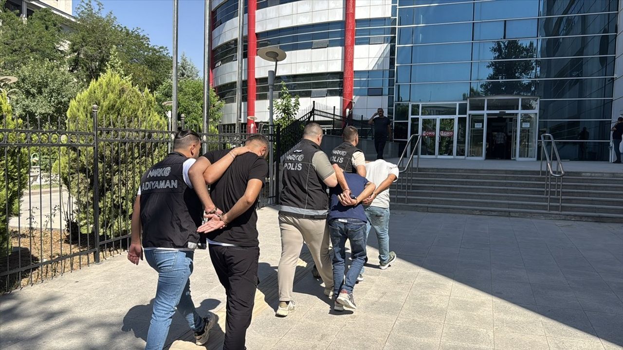 Adıyaman'da Uyuşturucu Operasyonu: 3 Şüpheli Yakalandı