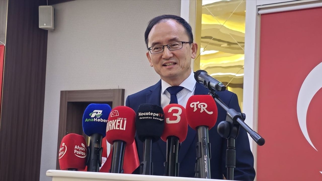 Afyonkarahisar'da Türkiye-Çin Ticaret İş Forumu Gerçekleştirildi