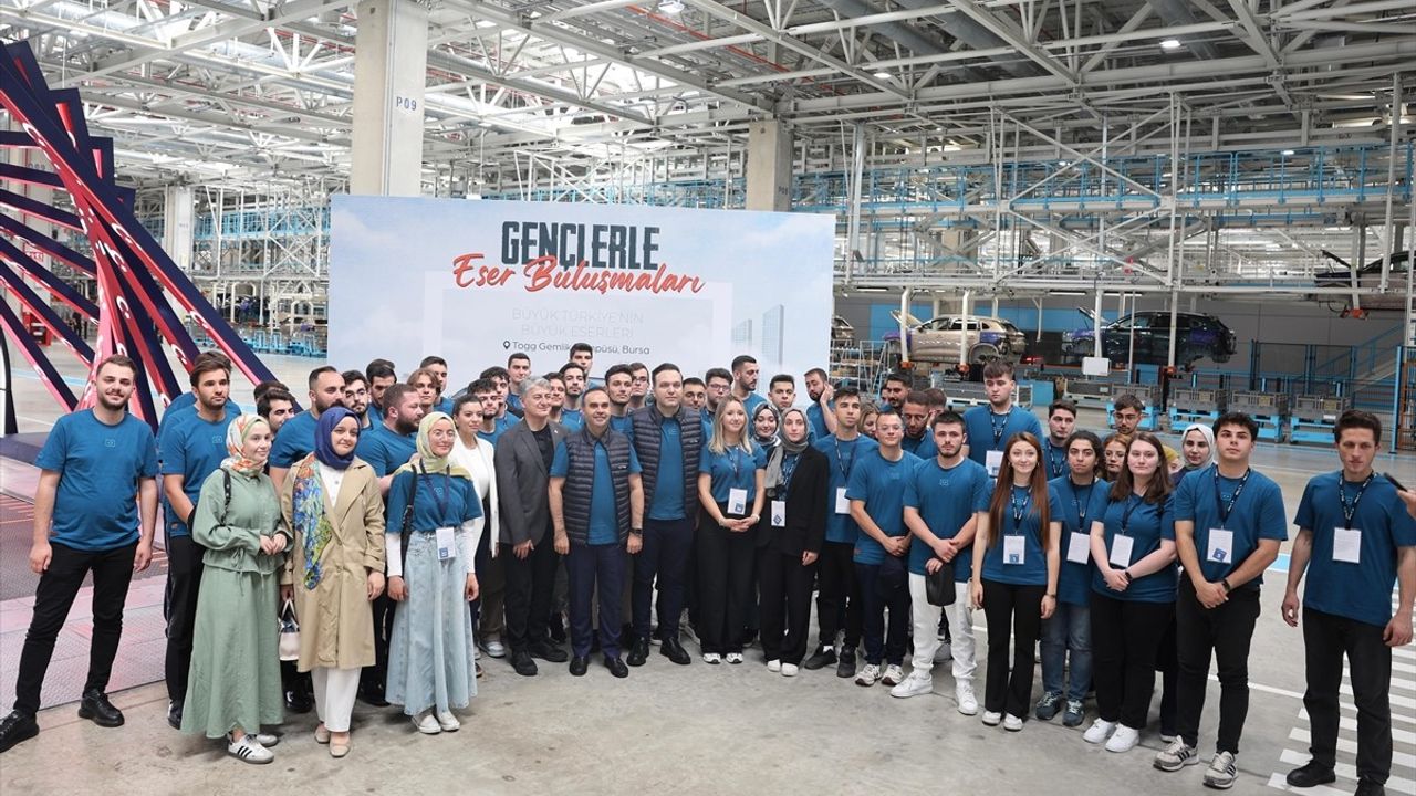 AK Parti Gençlik Kolları 'Togg Gemlik Kampüsü'nde Buluşma Programı Düzenledi