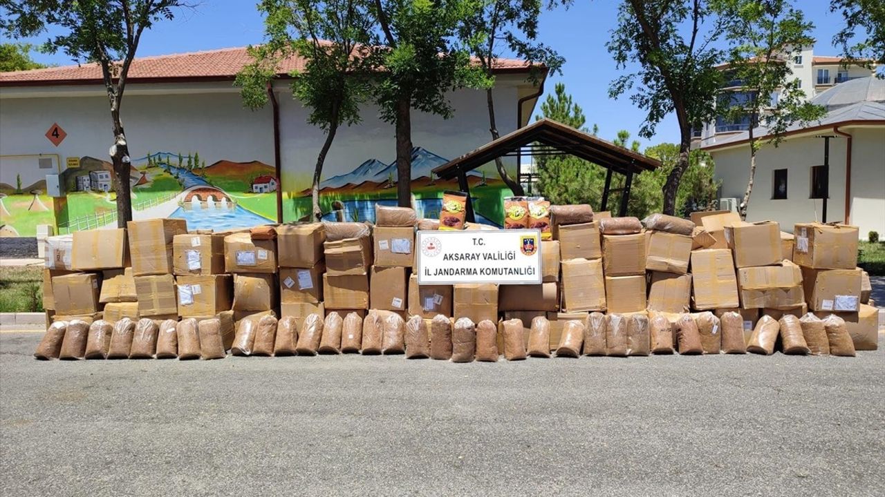 Aksaray'da Kaçak Tütün Operasyonu: 9 Ton 169 Kilogram Ele Geçirildi
