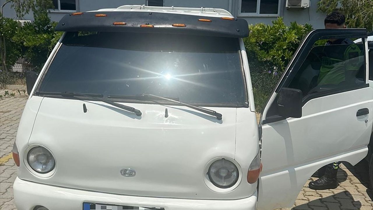 Alanya'da Trafik Güvenliğini Tehlikeye Düşüren Sürücüye Cezai İşlem Uygulandı