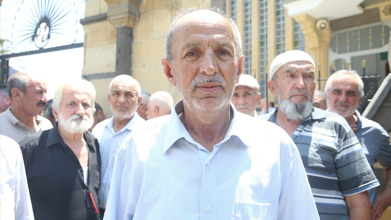 Ankara'daki Yangında Hayatını Kaybeden Anne ve Oğlu Kahramanmaraş'ta Defnedildi