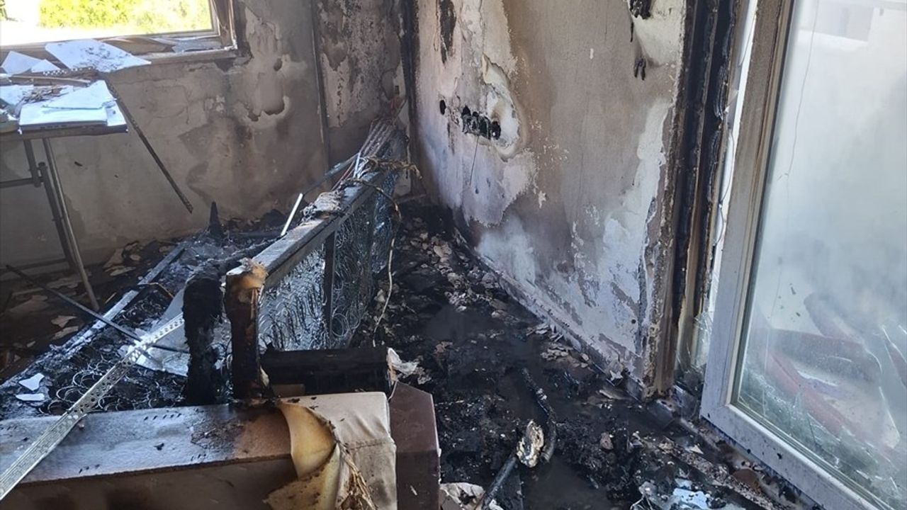 Antalya’da Apartman Dairesinde Yangın