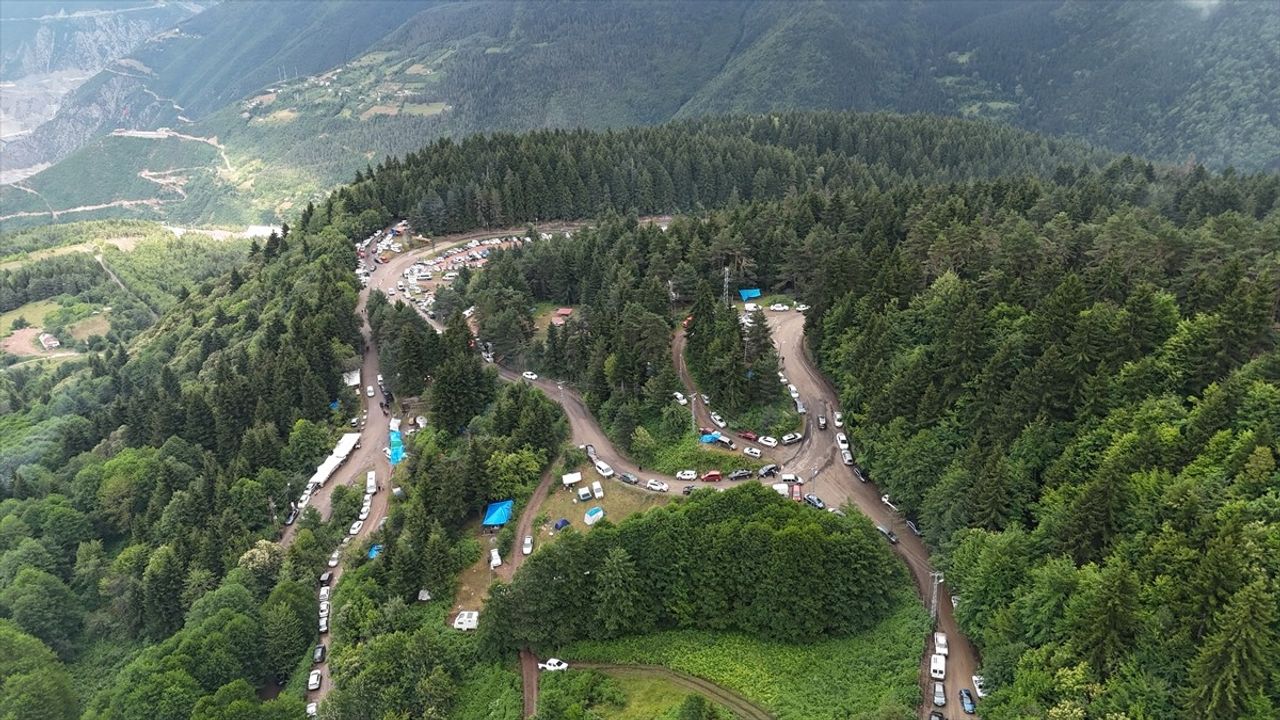 Artvin'de 44. Kafkasör Kültür, Turizm ve Sanat Festivali Boğa Güreşleriyle Devam Ediyor